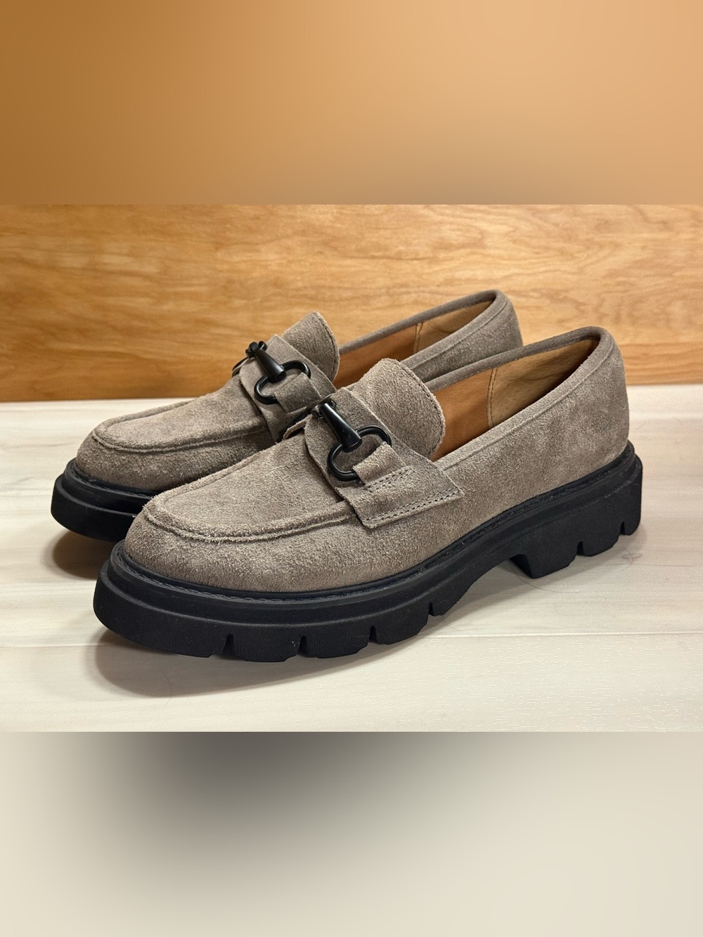 Sofft Sotara Taupe Suede Lug Sole
